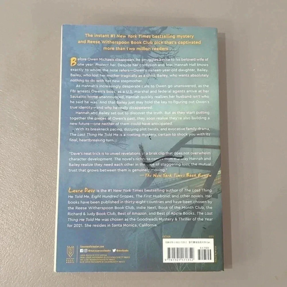 The Last Thing He Told Me - Laura Dave Softcover Book - Picture 3 of 5